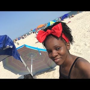 Meet your Posher, Jjosephine